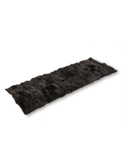 koberec z ovčích kůží černý
